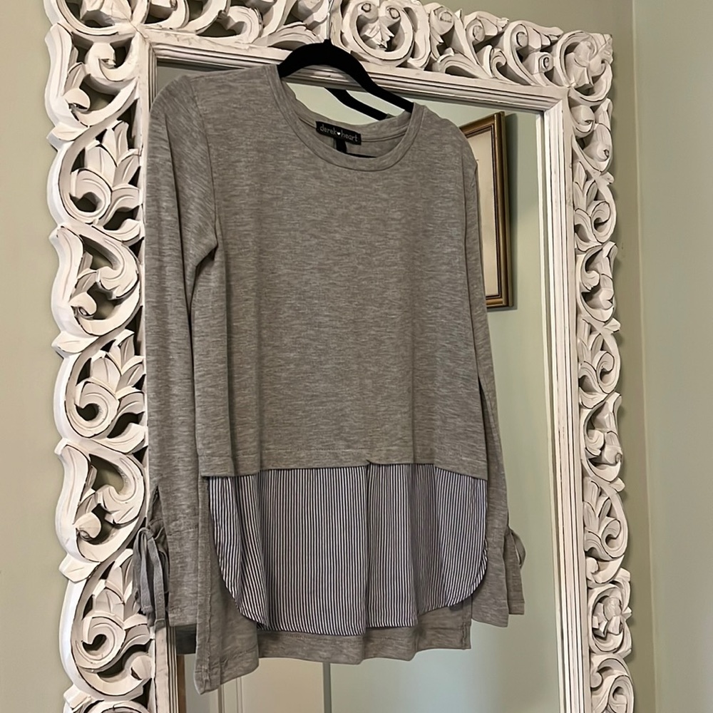 Derek Heart Sweater blouse tunic